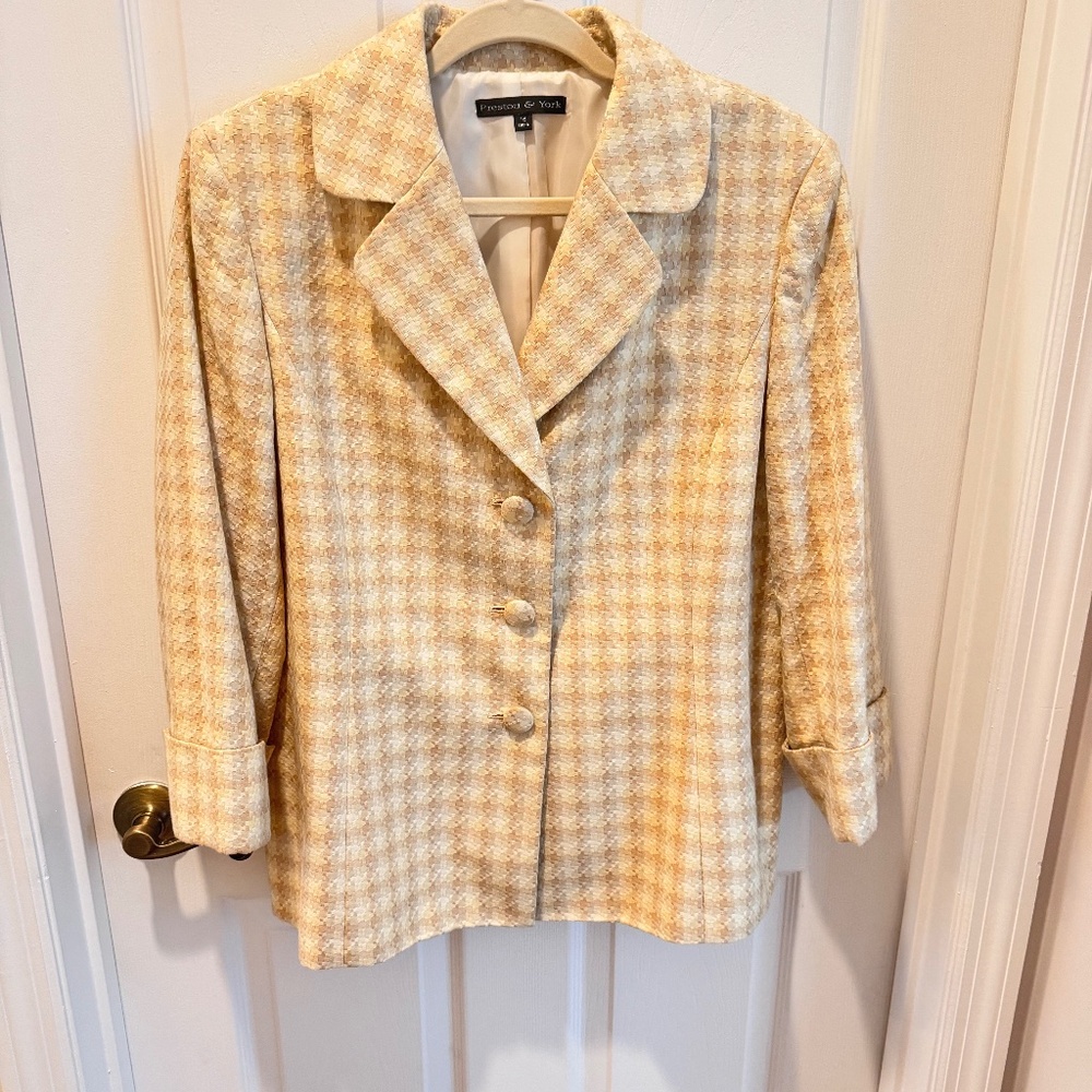 Woman's Blazer, Beige Houndstooth, Size 16, Preston & York